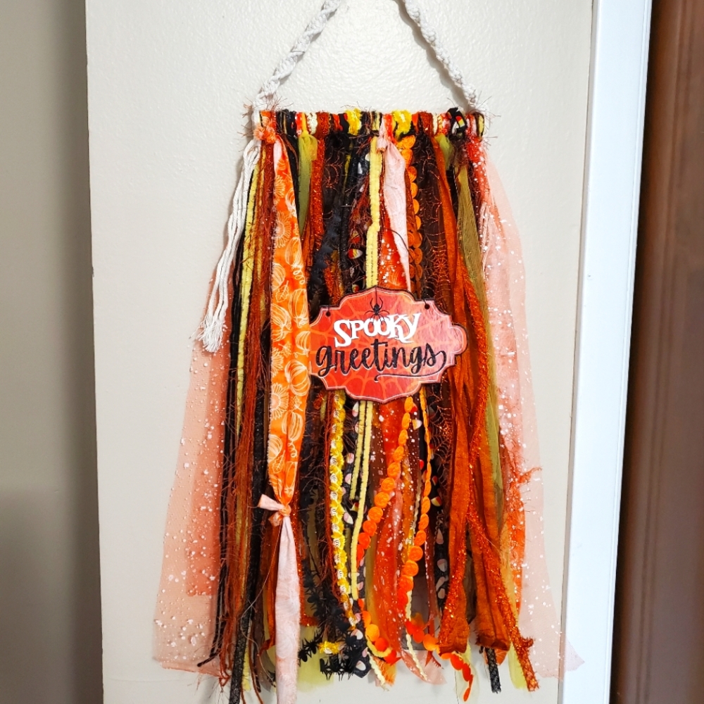 🎃 HAND CRAFTED Halloween wall decor rag garland macrame ribbon yarn fab…